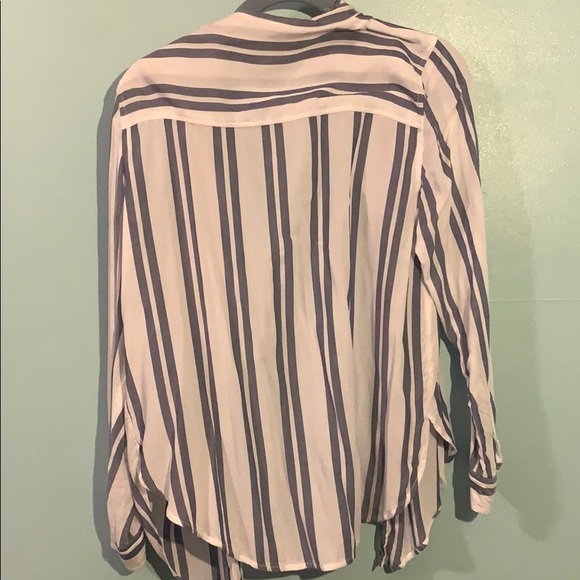 American Eagle button down - Picture 5 of 7